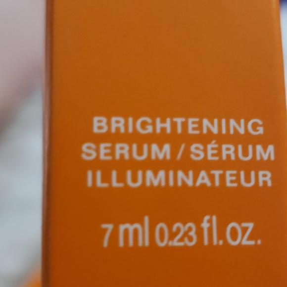 NWOT AVON VITAMIN C FACIAL CARE KIT - Picture 8 of 10